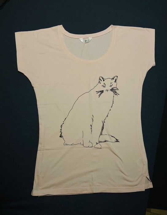 Bluzka z kotem  damska - rozm.M