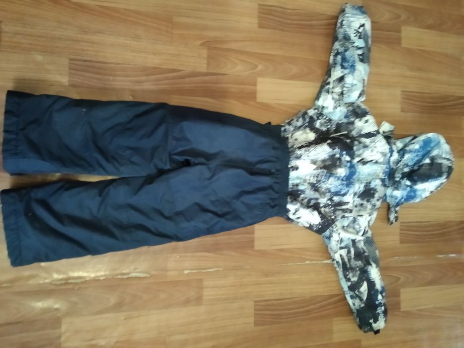 Зимовий комбінезон