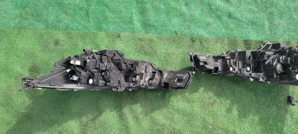 Farois/Óticas Toyota Corolla E21 Hybrid A