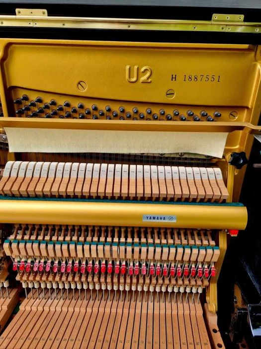 Pianino YAMAHA U2 127cm 1975r CZARNY POŁYSK