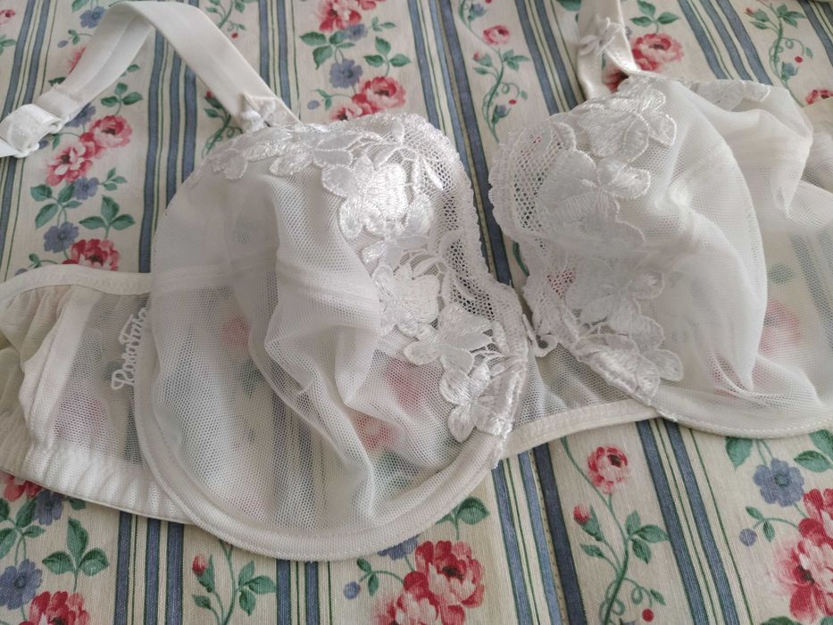 Soutien branco rendado Rosa Faia tamanho 85-C
