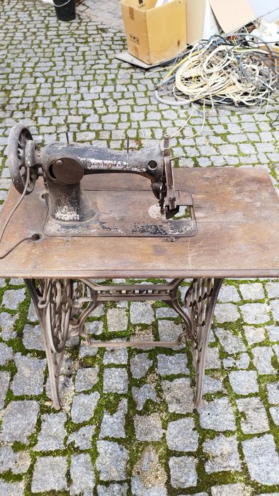 Máquina costura Singer para restauro