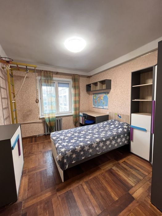 3к квартира з меблями та технікою . Заводський район .