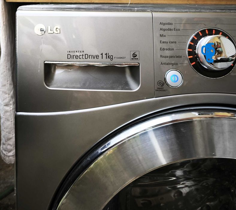 Máquina de Lavar Roupa LG 11 kg 1400 ( entrega )