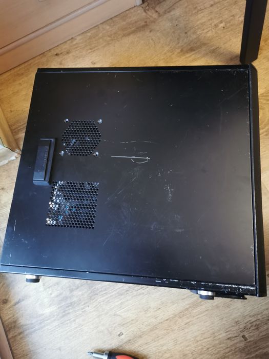 Komputer PC Intel Xeon E3-1225 v2 / AS Rock P75 Pro3 / 12GB RAM DDR3