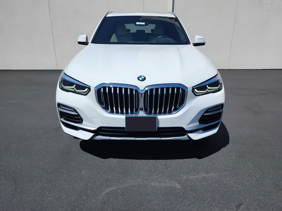 BMW X5      2021