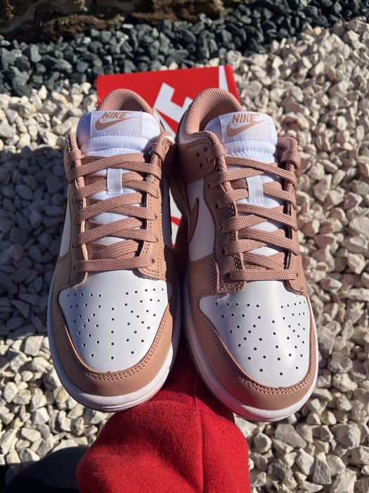 Nike dunk low rose whisper