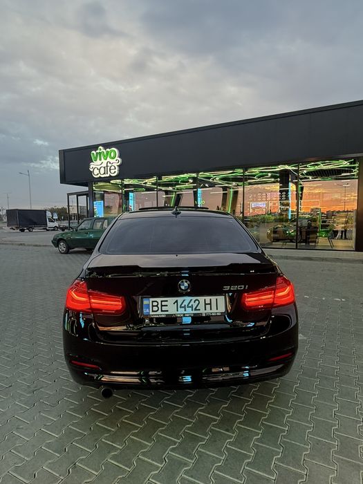 BMW F30 320i 2017г.