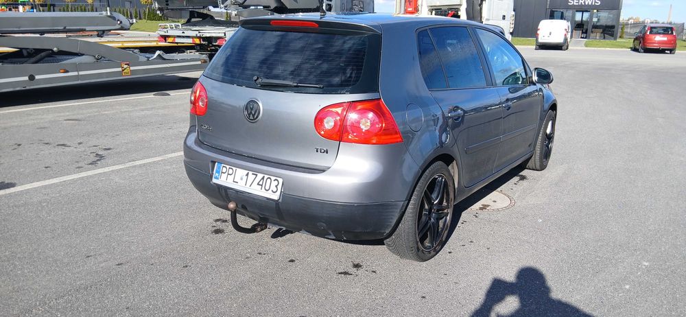Volkswagen Golf V