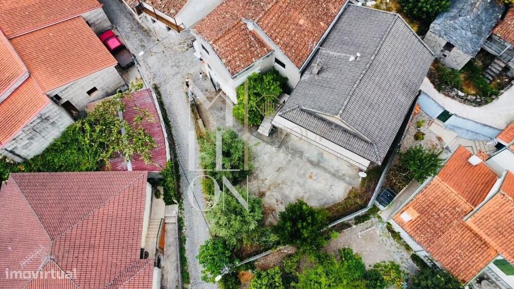 Moradia em Várzea, Abobadela – Amarante