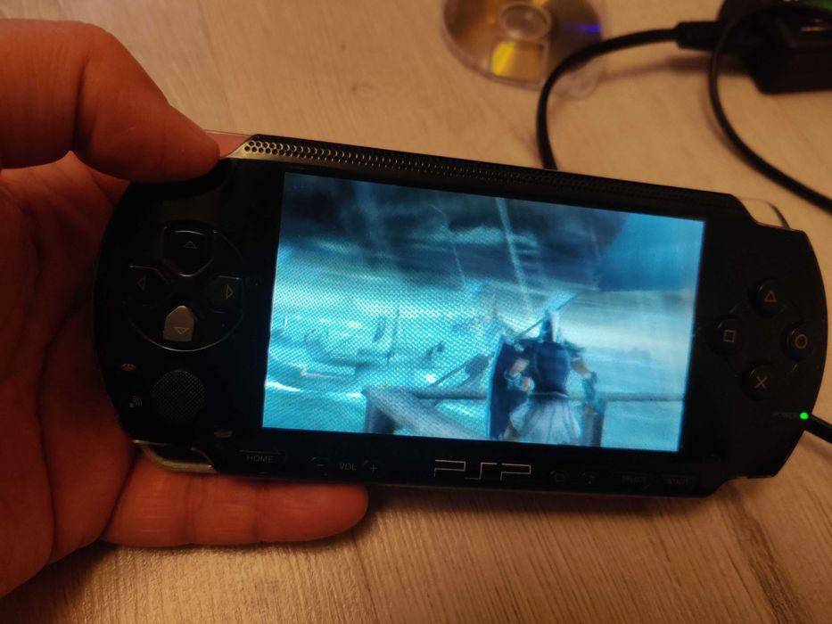 Sony PSP 1004 + карта 64ГБ + Много Игр.