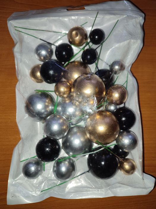 Kule z tworzywa sztucznego do zdobienia tortu