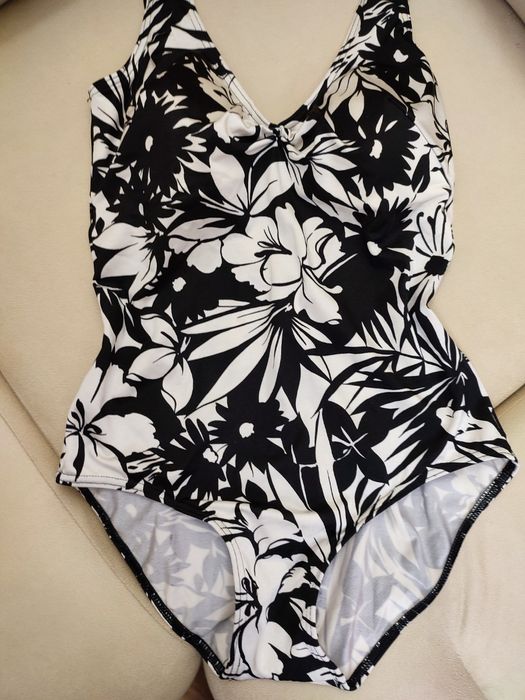 Шикарний купальник великого розміру батал