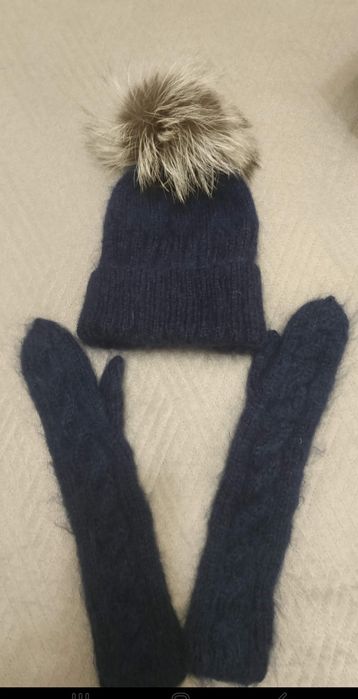 Комплект шапка, варежки
