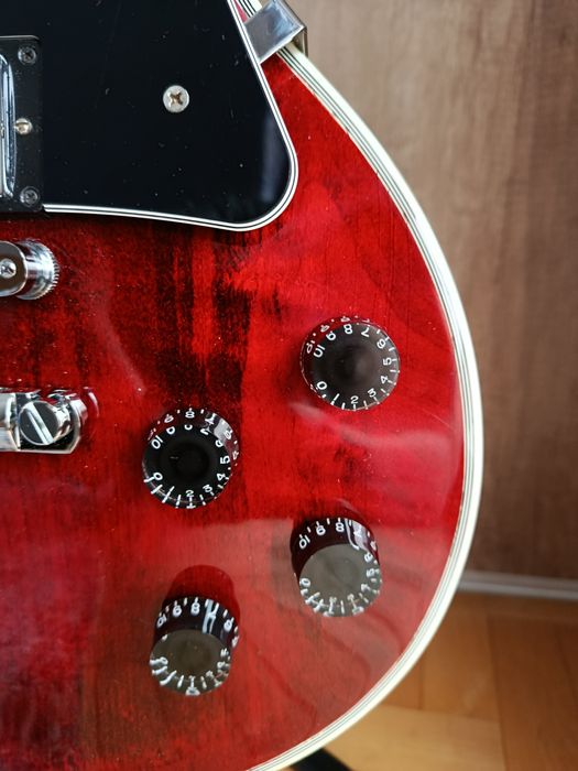 Gibson Les Paul Classic Custom Flowerpot Limited Run Wine red