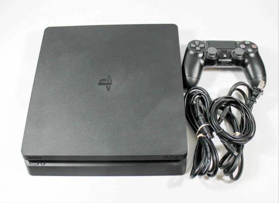 Playstation 4 Slim 1TB + 2 comandos + GTA V **