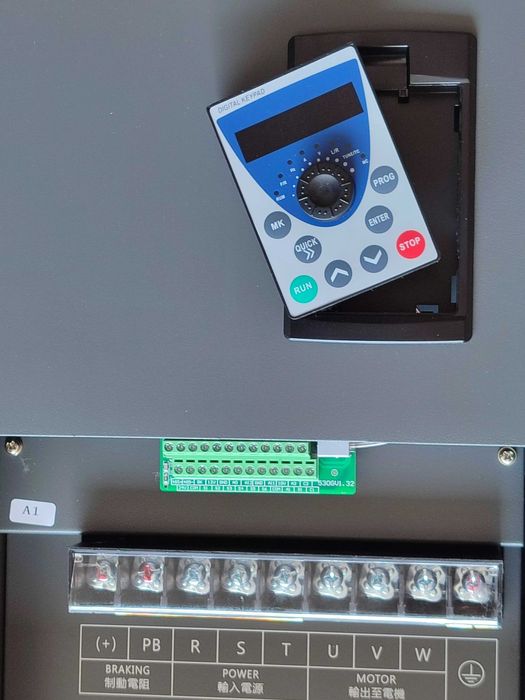 Частотник 5,5кВт ІР66 (220/220В; 380/380В; 220/380В) насос вентилятор