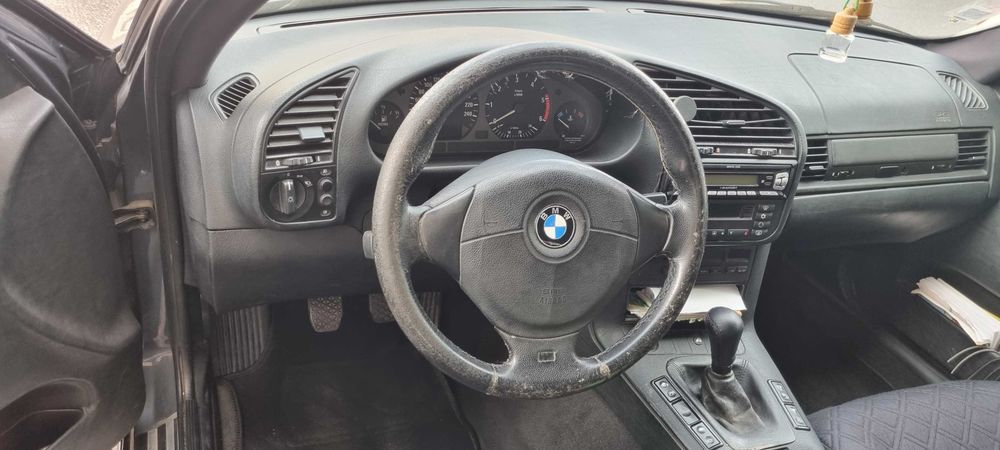 Vendo BMW 318TDS