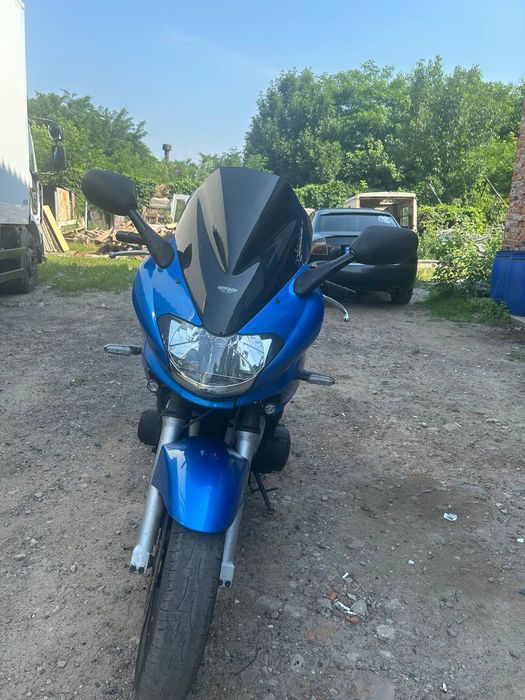 Kawasaki ZR-7S 750сс