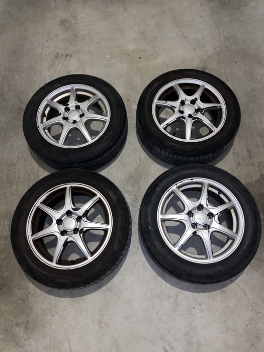 Jante 15 com pneu 185/50/15