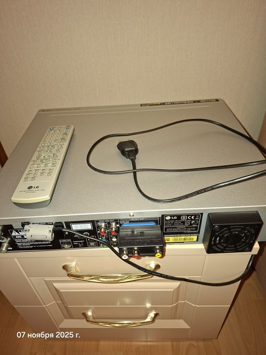DVD рекордер, видео магнитофонн LG