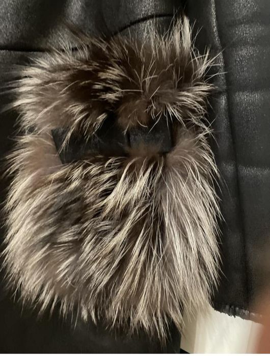 Натуральна дублянка з чорнобуркою