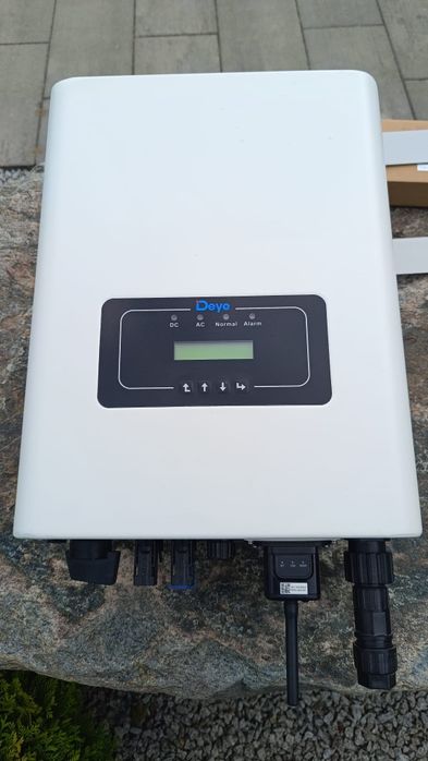 Inwerter instalacji fotowoltaicznej