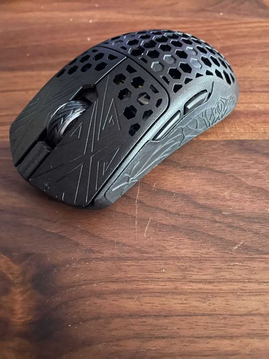 Vancer x Arbiter Studio AKITSU Carbon Fiber 8K Wireless