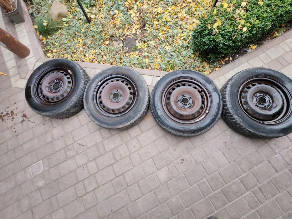 Резина з дисками