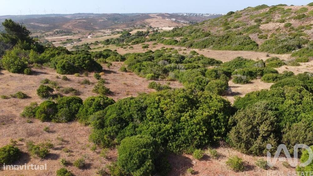 Terreno em Budens de 4320,00 m2