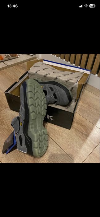 Buty bhp ,dasmkie ,metalowe noski