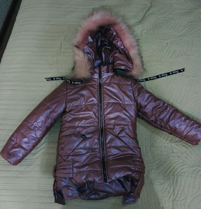 Курточка для дівчинки