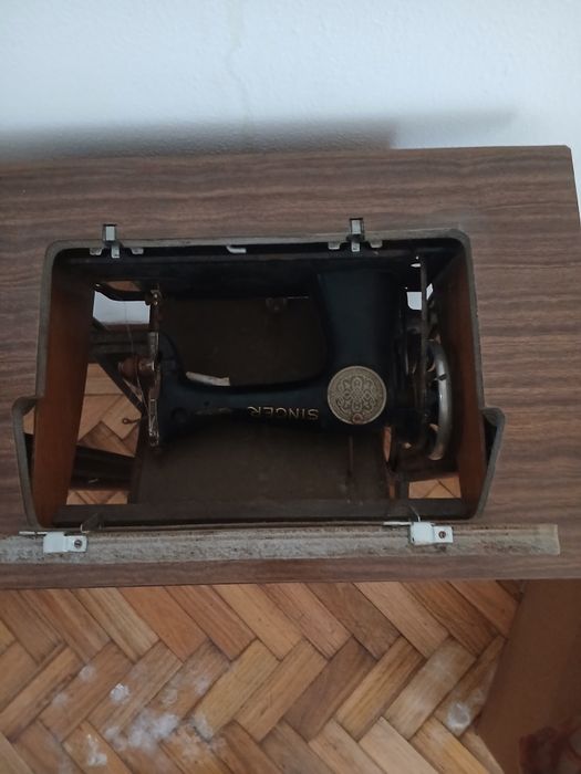 Máquina costura Singer