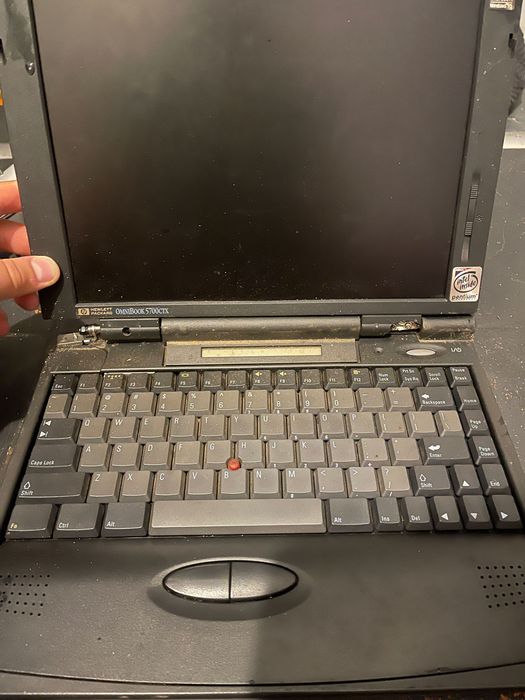 HP OmniBook 5700CTX retro vintage Pentium MMX kolekcjonerski