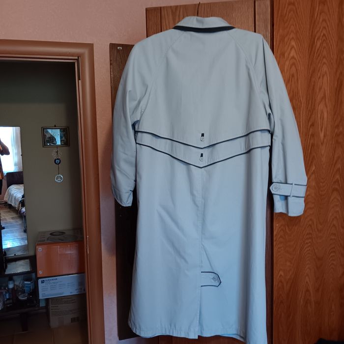 Пальто жіноче демисезонне