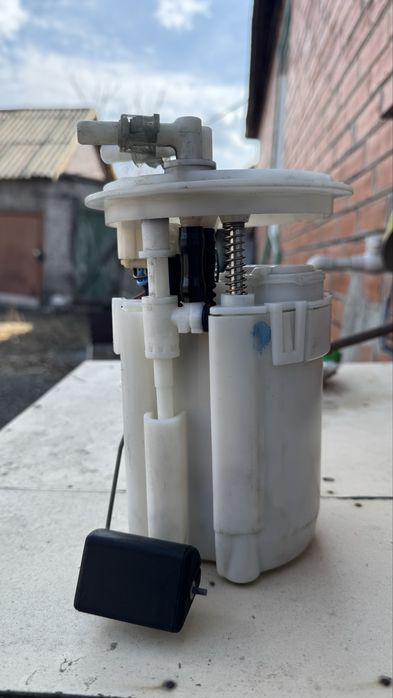 Паливний насос Subaru Tribeca B9  42081AG03A 2007