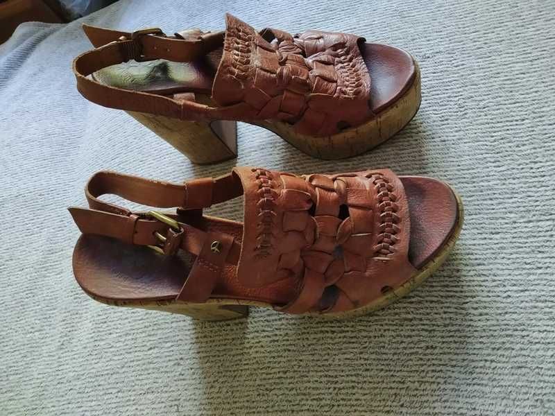 Platformy na wysokim obcasie