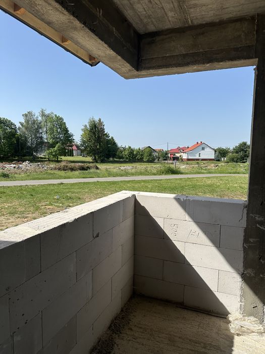 Sprzedam dom w stanie surowym Jarosław- Koniaczów