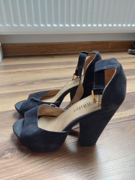 Buty na korku jennifer 35