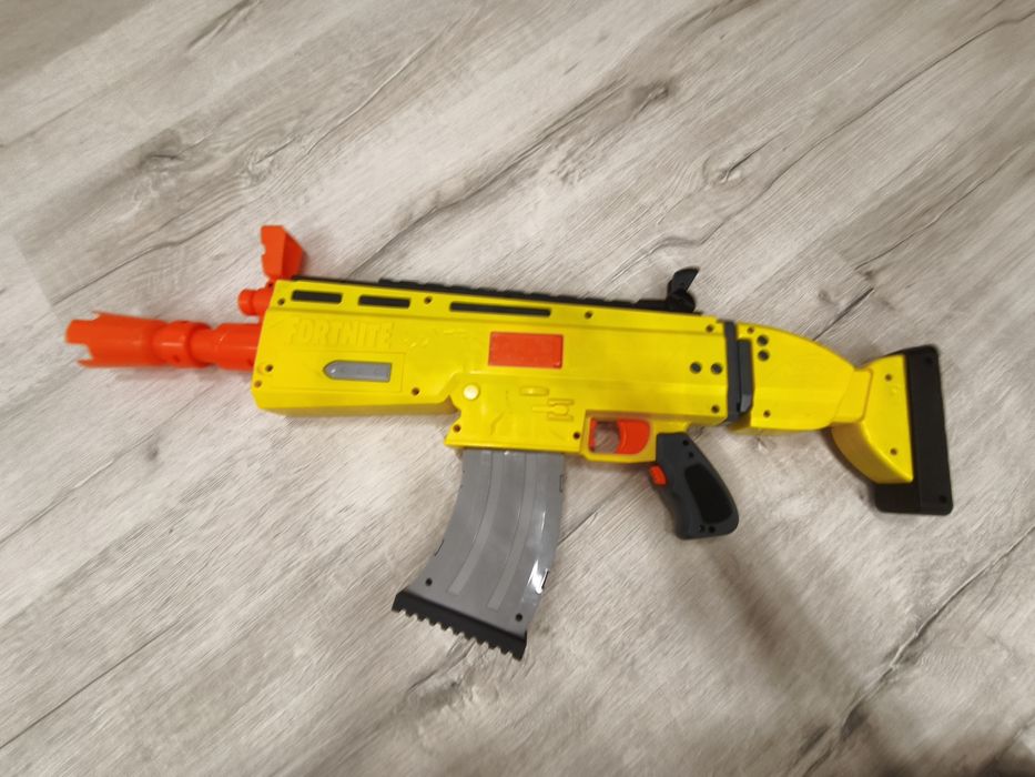 Nerf Scar берите