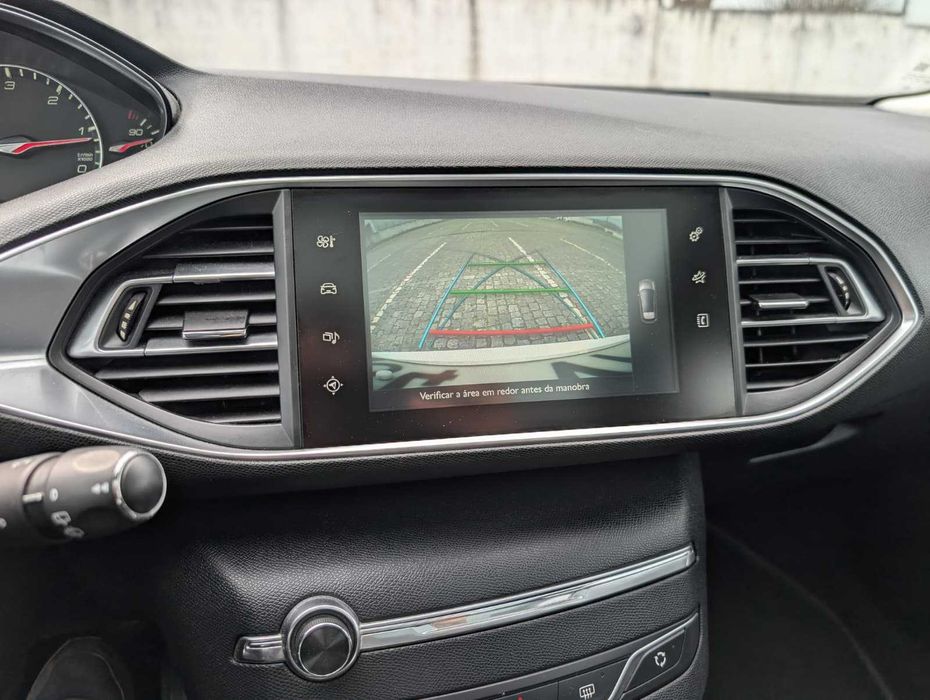 Peugeot 308 1.6 HDi – Teto Panorâmico – Económico