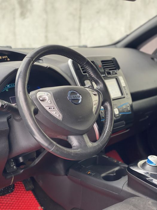 Nissan Leaf 2013 24 kWH