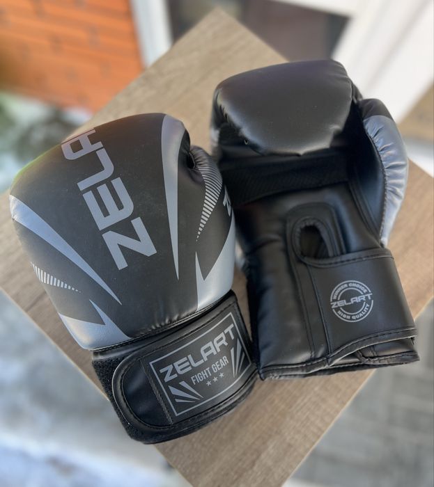 Перчатки боксерские, в НАЯВНОСТІ !!!
