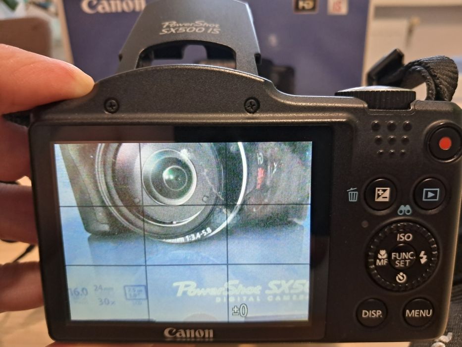 Фотоапарат Canon PowerShot SX500 IS