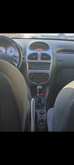Peugeot 206 Ano 2002