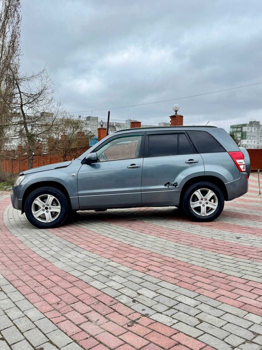 Suzuki Grand Vitara 2.0 Акпп 4WD