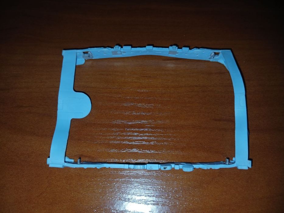 Аксесуари та запчастини для ноутбуку