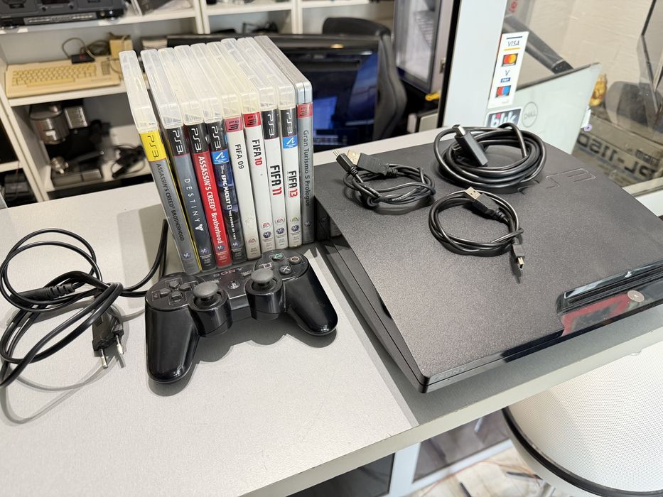 Konsola Playstation 3 CECH-2004a bdb stan + pad + okablowanie + 9 gier