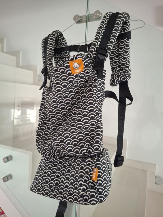 Porta-bebé Tula Free-to-Grow - Tempo (usado, excelente estado)