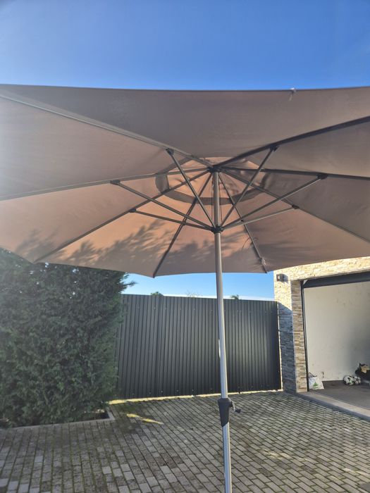 Parasol em muito bom eatado